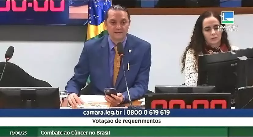 Weliton Prado parabeniza na Câmara dos Deputados trabalho do HC Patrocínio